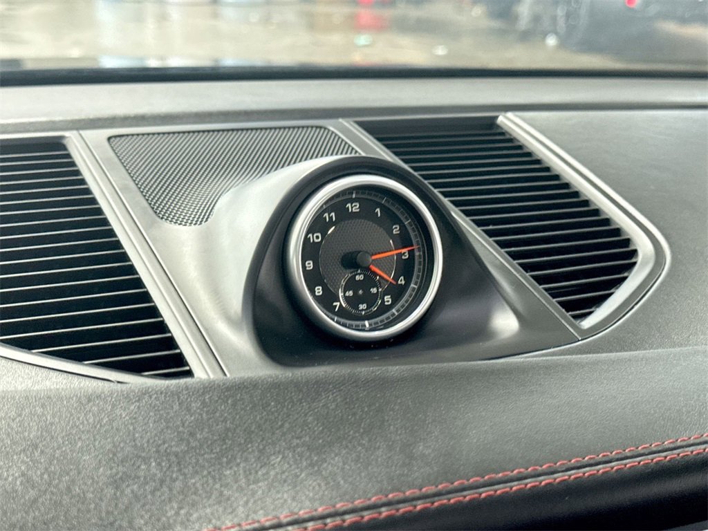 Used 2018 Porsche Macan Sport Edition image 17
