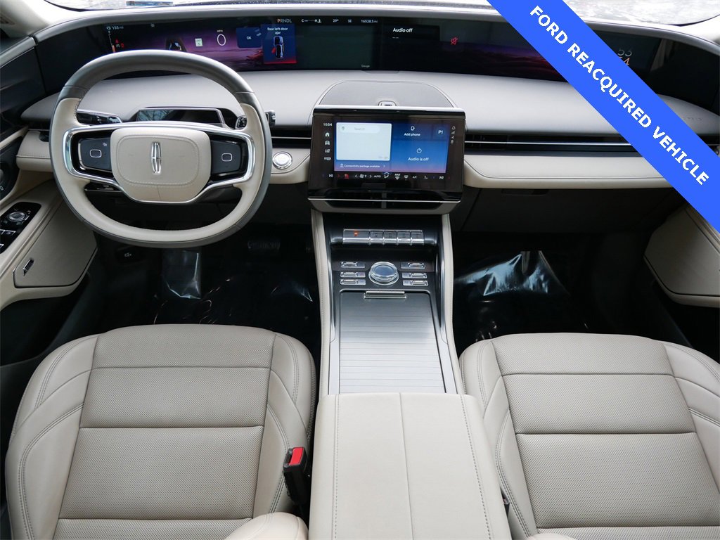 Used 2024 Lincoln Nautilus Premier w/ Equipment Group 102A image 12