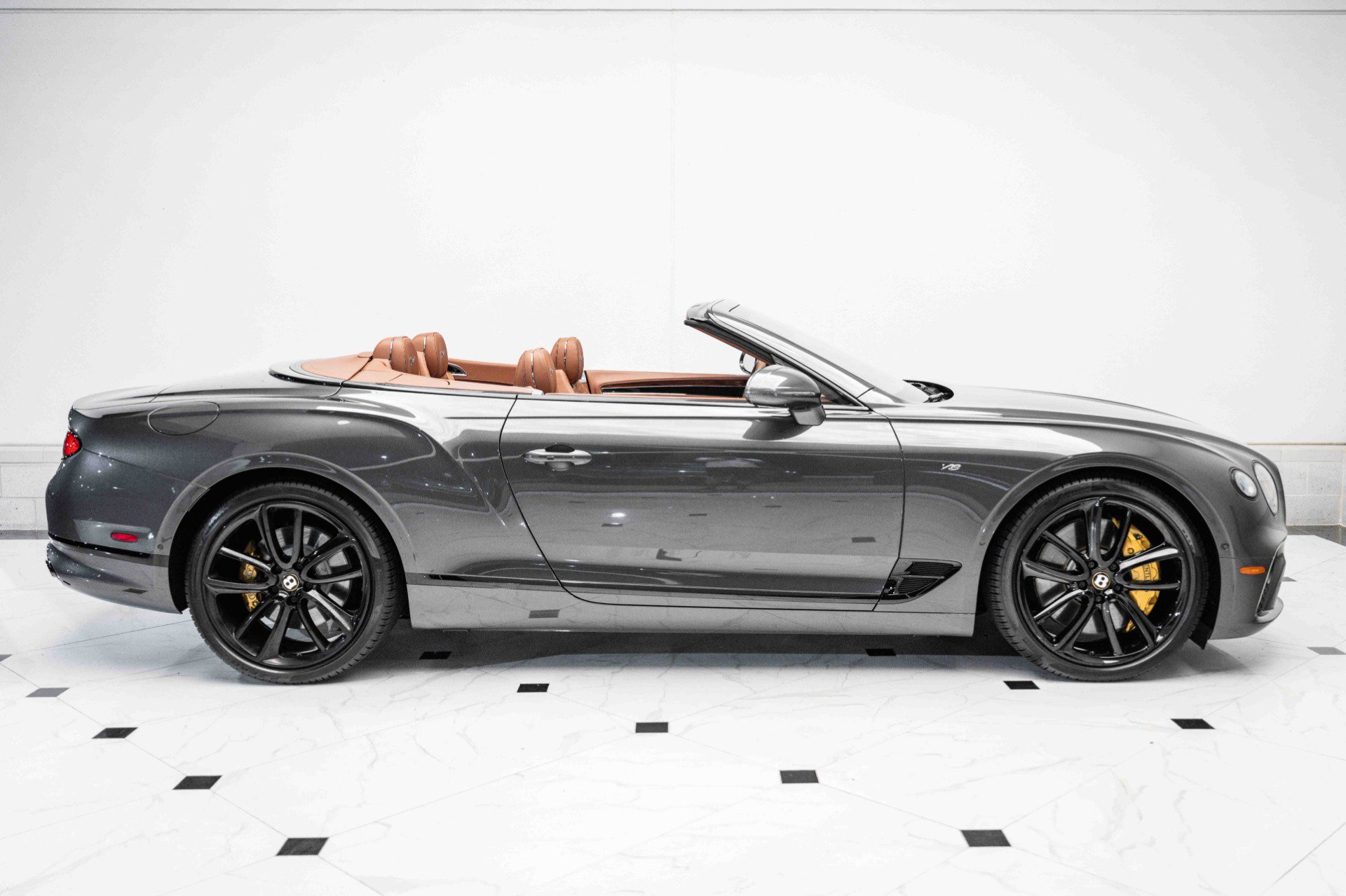 Used 2020 Bentley Continental GT image 5