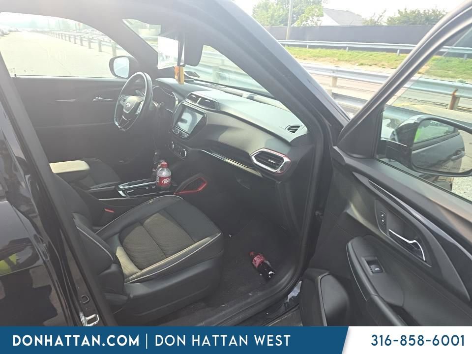 Used 2021 Chevrolet TrailBlazer RS w/ Convenience Package AWD/4WD image 12