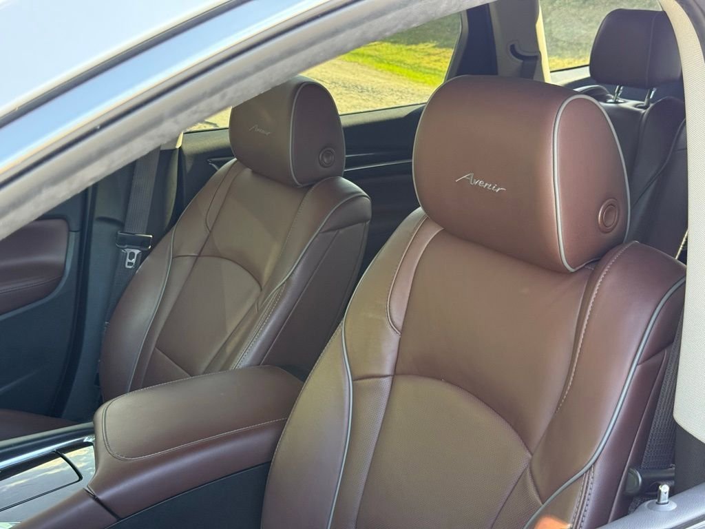Used 2021 Buick Enclave Avenir w/ Avenir Technology Package image 20
