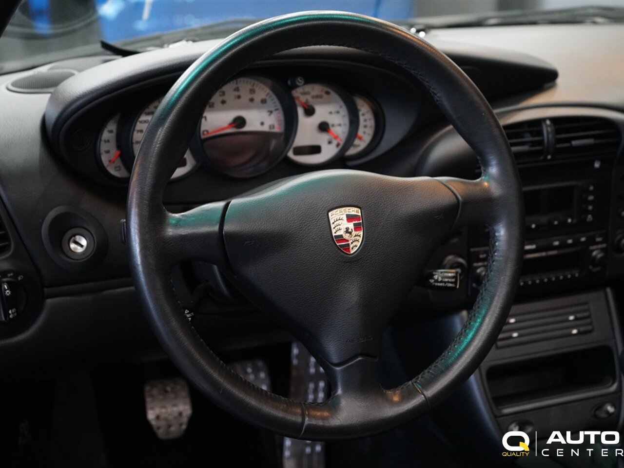 Used 2004 Porsche 911 Carrera RWD image 24
