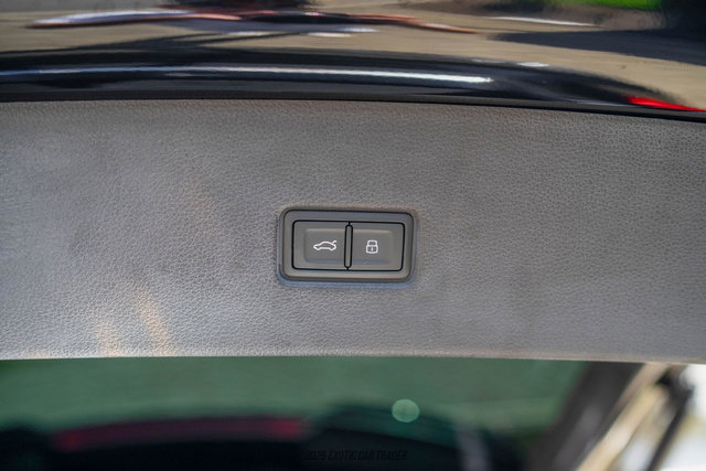 Used 2023 Audi RS Q8 AWD/4WD image 38