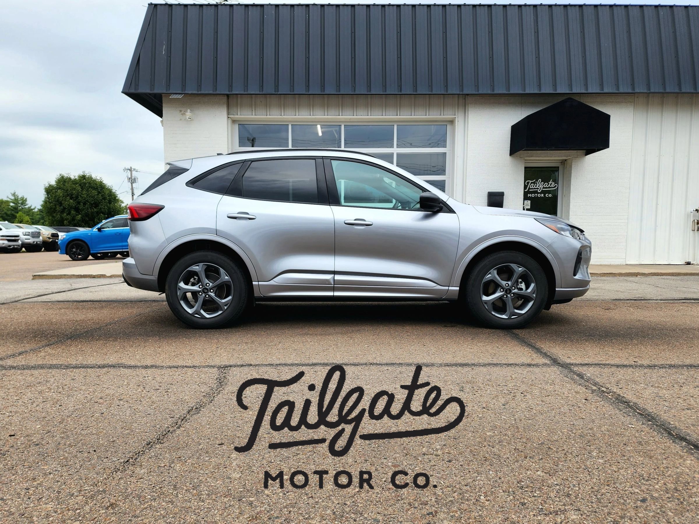 Used 2024 Ford Escape ST-Line image 1