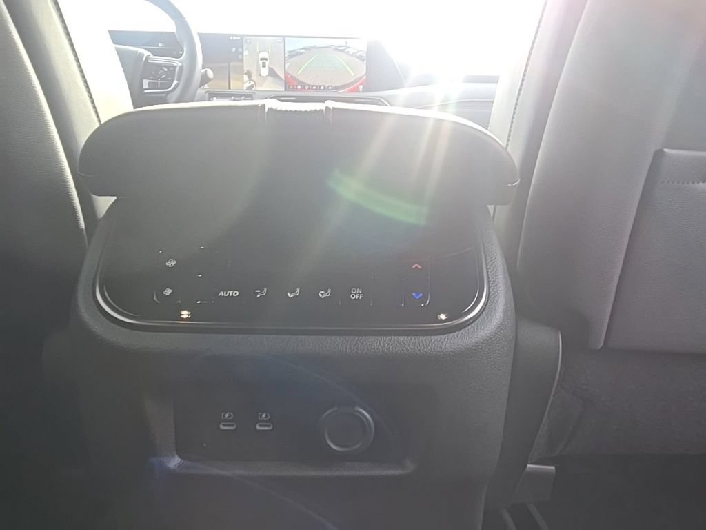 New 2026 Nissan Armada PRO-4X AWD/4WD image 33