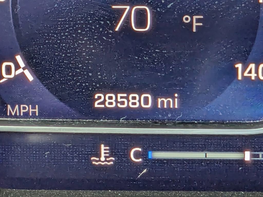 Used 2025 Chevrolet Silverado 2500 LT w/ Convenience Package image 29