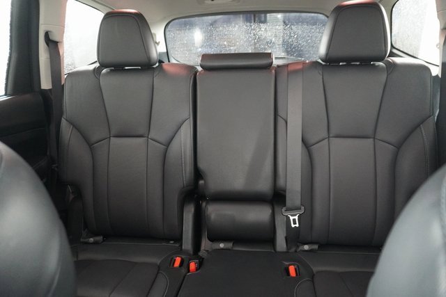 Certified 2023 Subaru Ascent Limited w/ Technology Package image 31