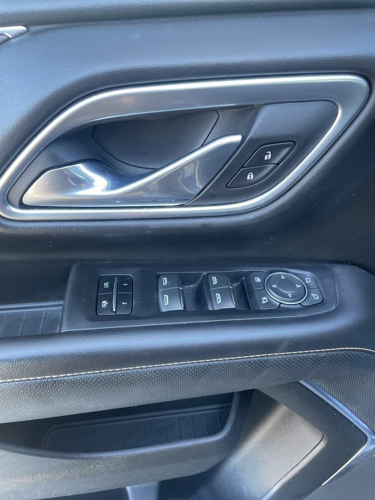 Used 2021 Chevrolet Suburban Premier w/ Premium Package image 13