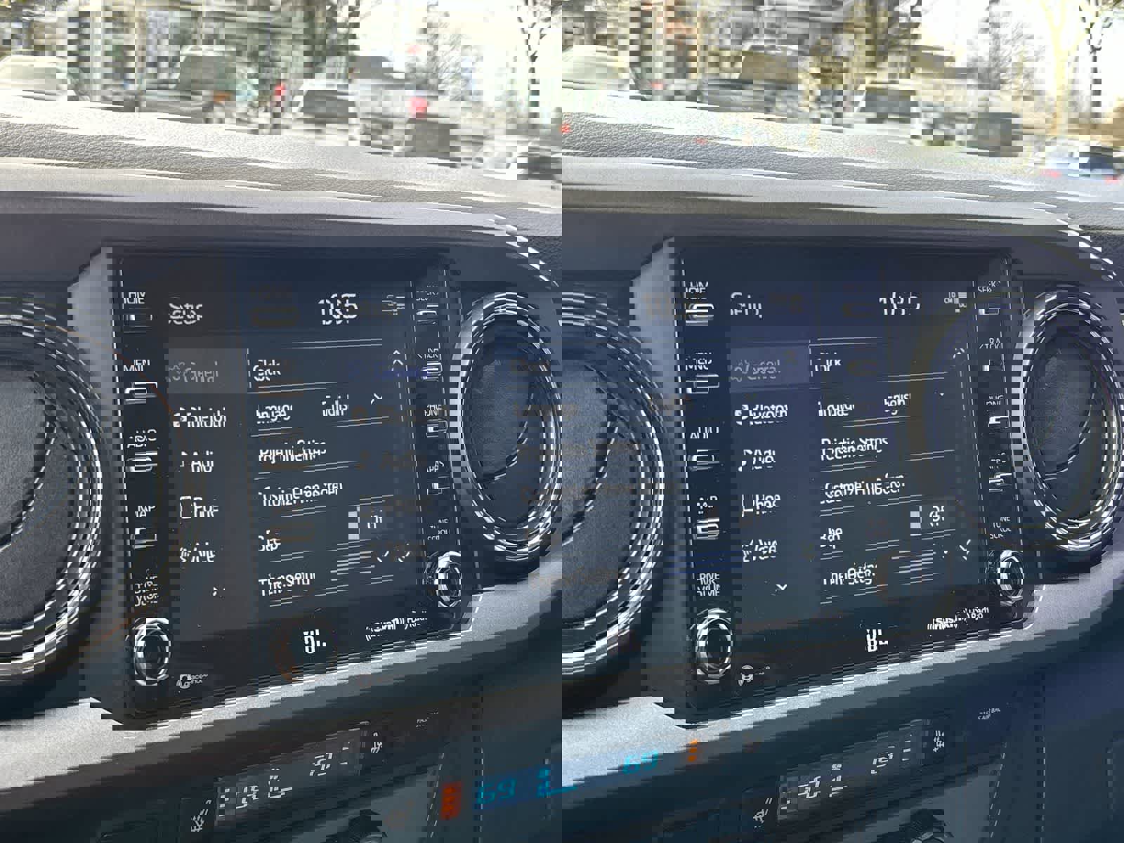 Used 2021 Toyota Tacoma TRD Sport w/ TRD Premium Sport Package image 19