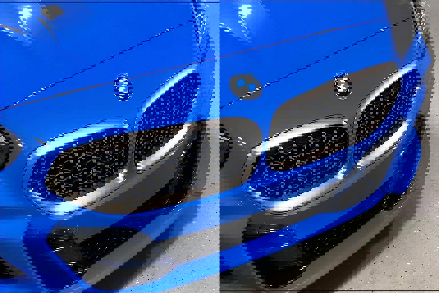 Used 2020 BMW Z4 M40i w/ Premium Package image 32