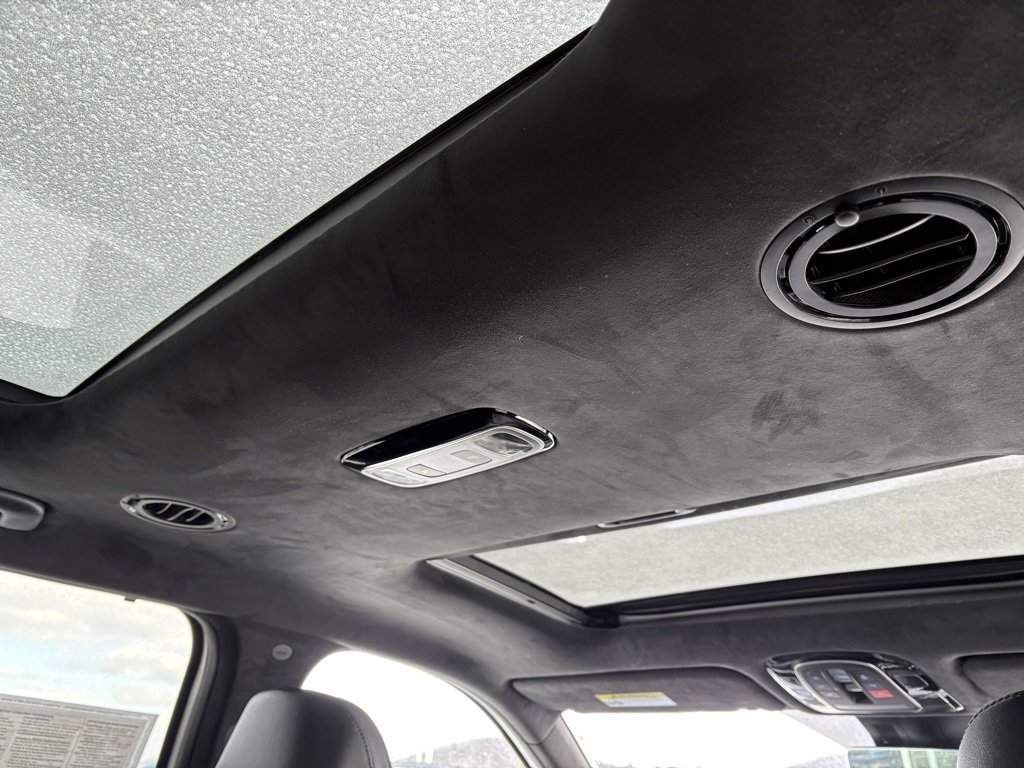 Used 2024 Hyundai Palisade Calligraphy image 24