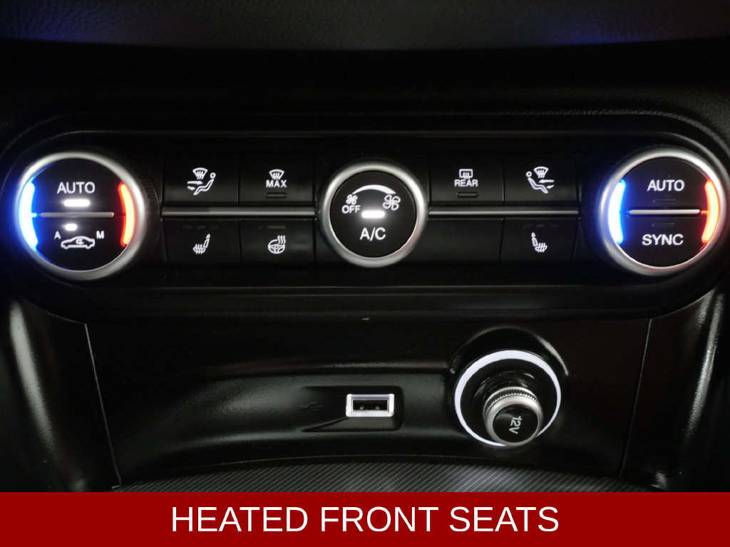 Used 2023 Alfa Romeo Stelvio Veloce AWD/4WD image 19