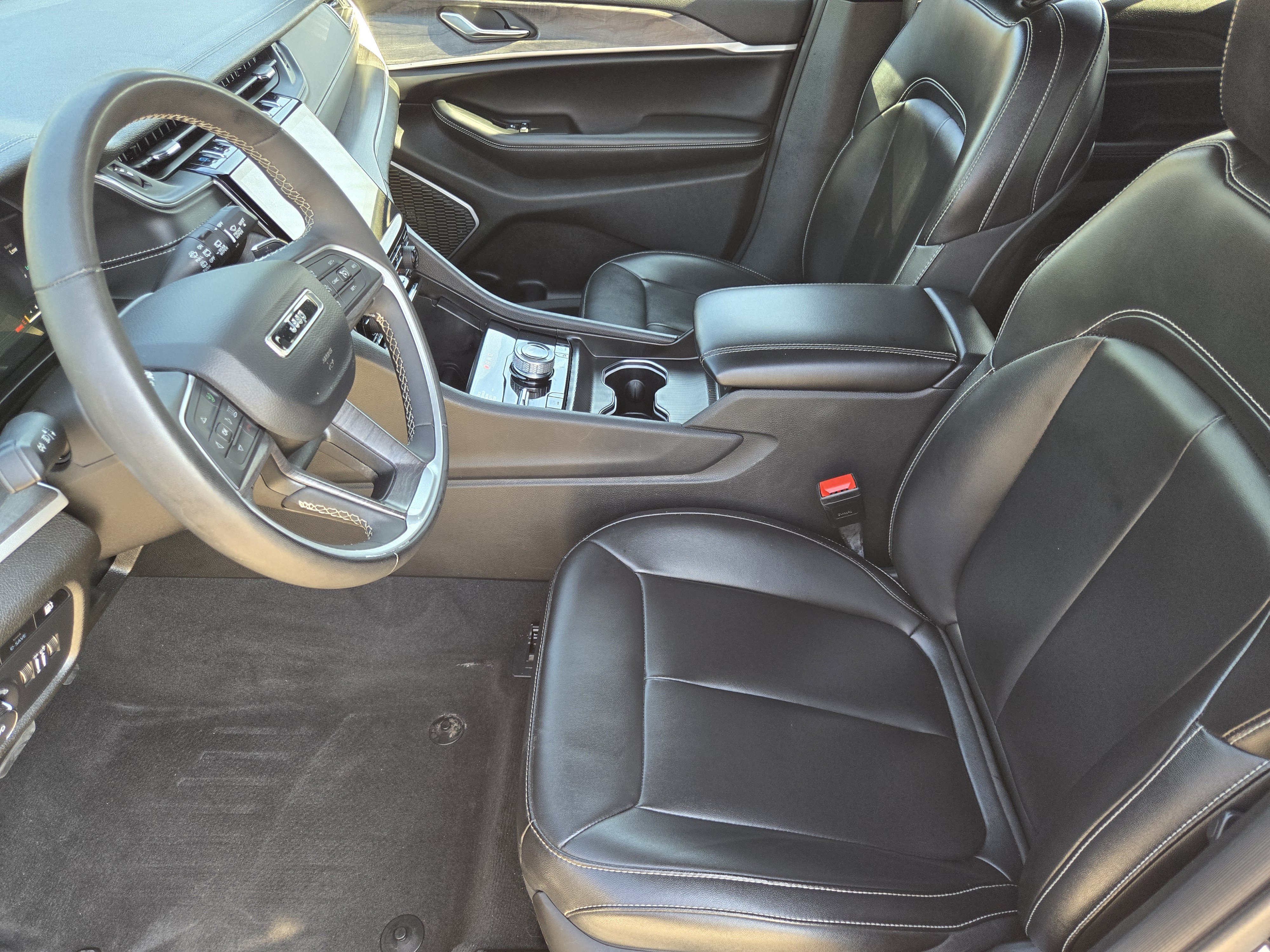 Used 2024 Jeep Grand Cherokee Limited 4xe AWD/4WD image 9