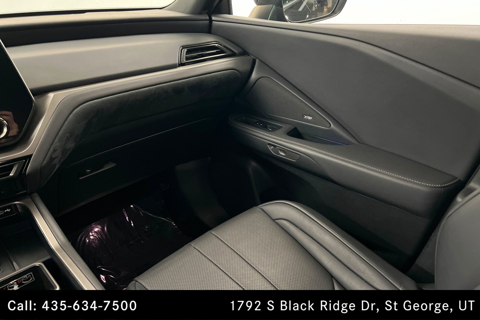 Used 2024 Lexus TX 500h AWD w/ Technology Package image 10