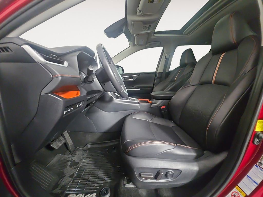 Used 2019 Toyota RAV4 Adventure w/ Cold Weather Package AWD/4WD image 9