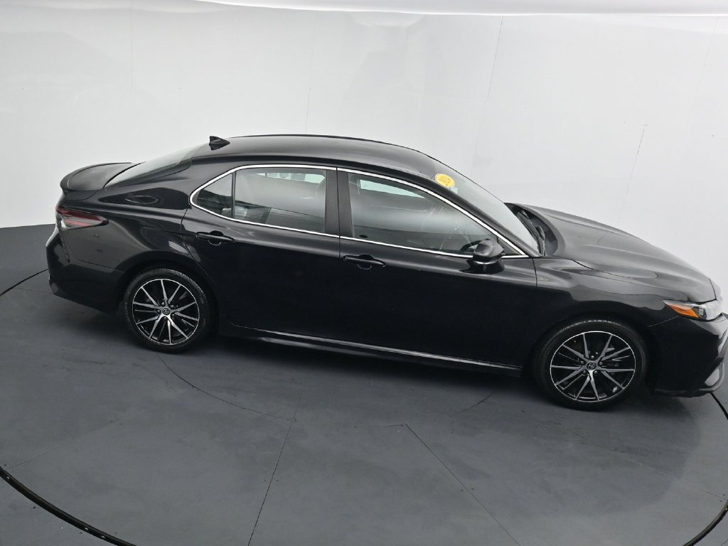 Used 2024 Toyota Camry SE FWD image 32