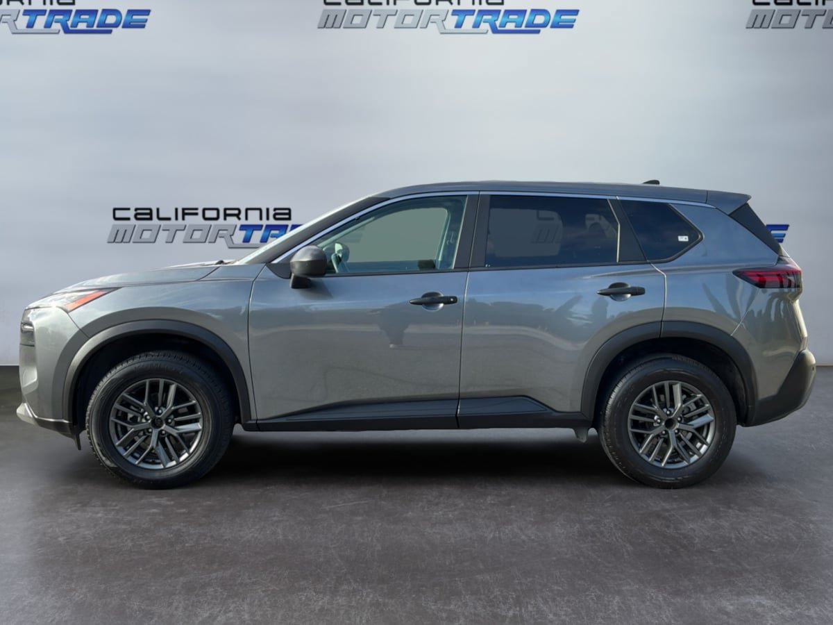 Used 2023 Nissan Rogue S FWD image 8