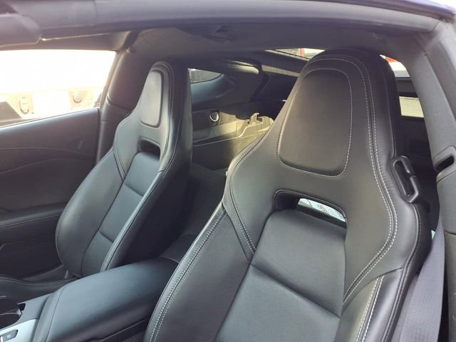 Used 2017 Chevrolet Corvette Stingray Coupe w/ 1LT image 17