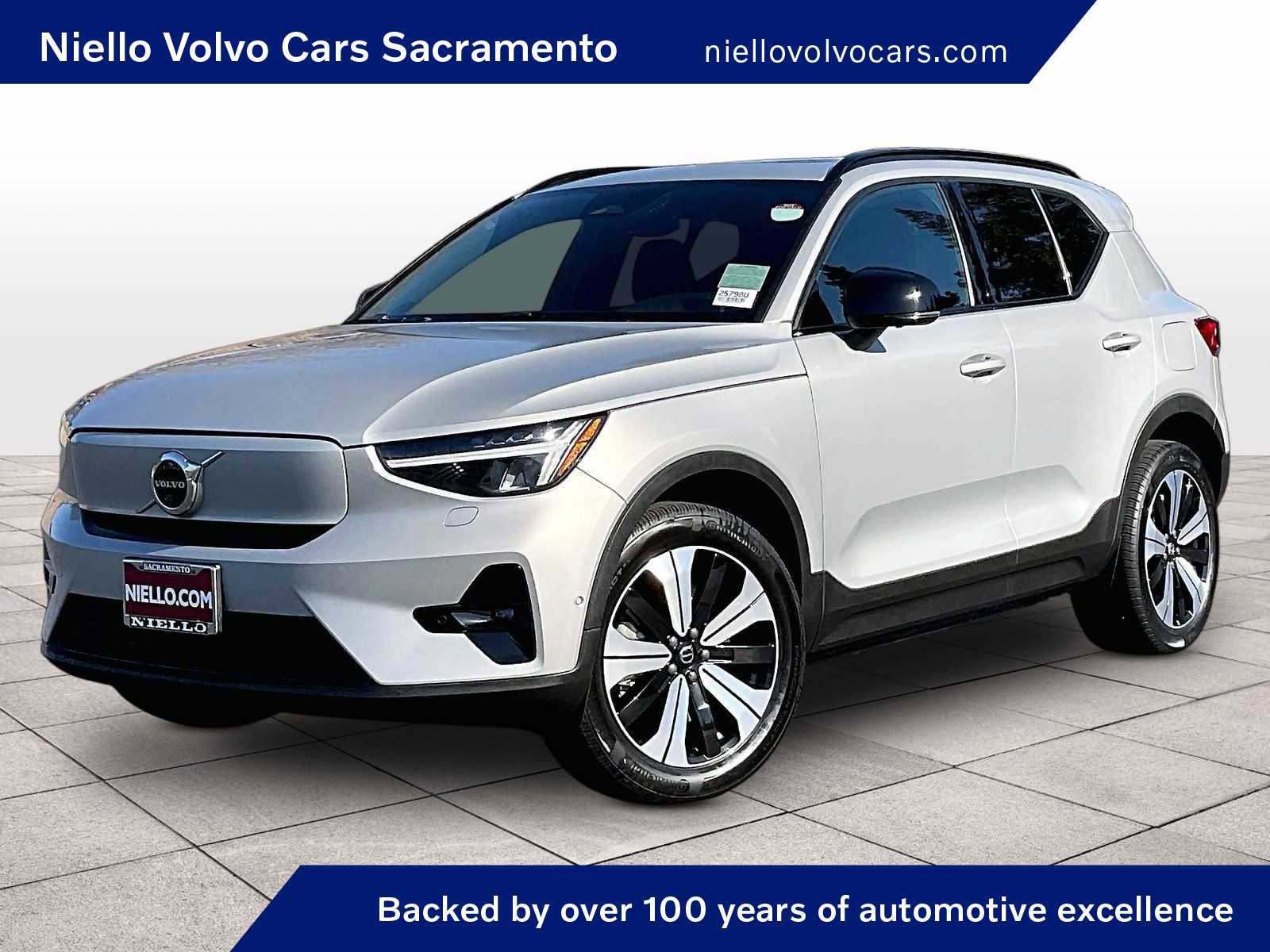 Used 2023 Volvo XC40 Recharge Plus