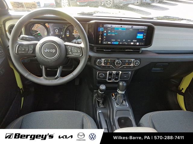 Used 2024 Jeep Wrangler Unlimited w/ Convenience Group image 13