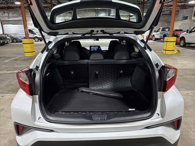 Certified 2022 Toyota C-HR XLE FWD image 11