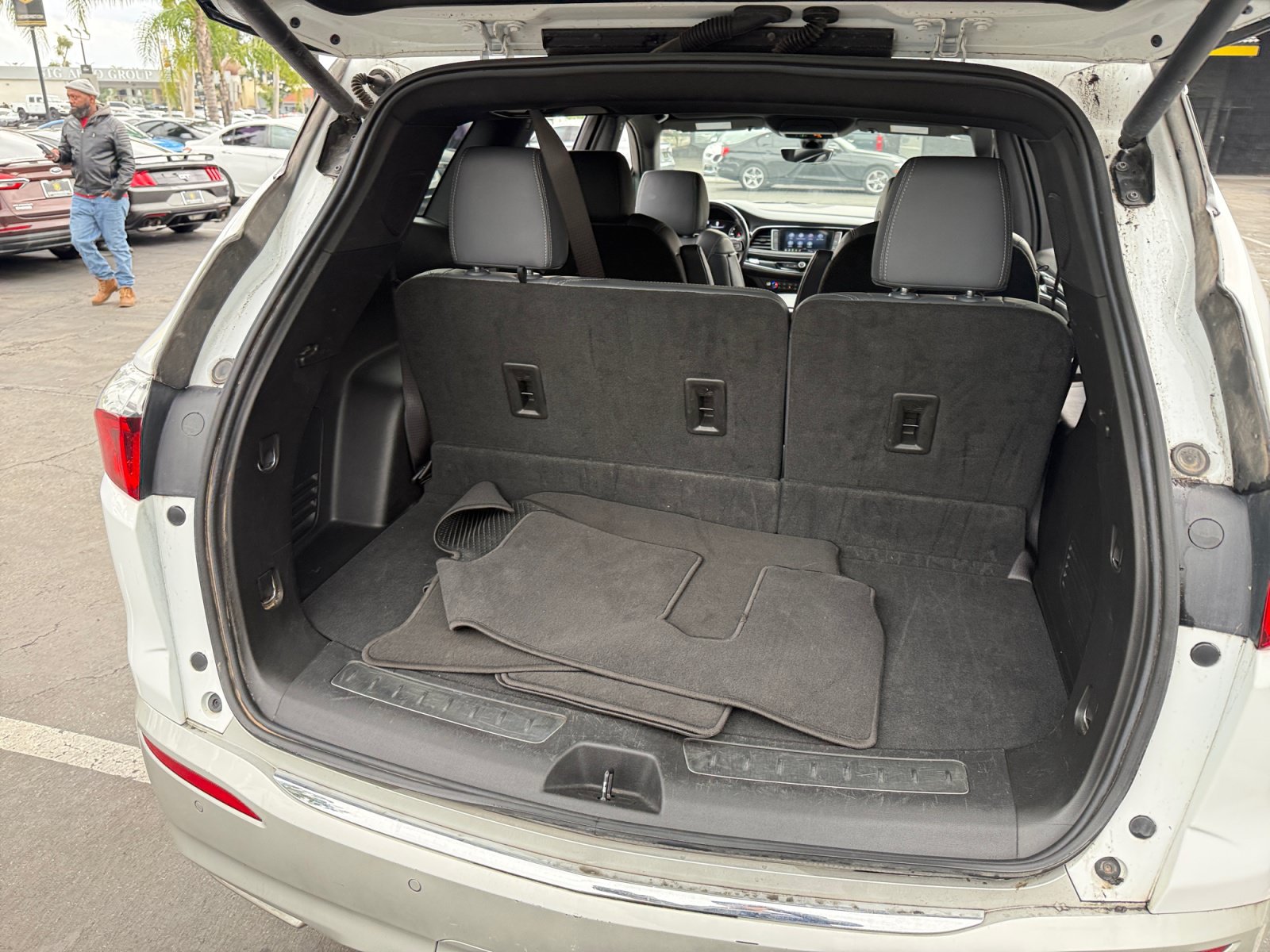Used 2024 Buick Enclave Premium AWD/4WD image 22