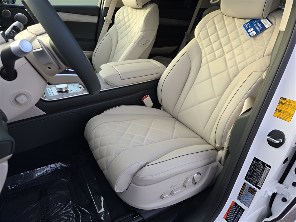 New 2025 Genesis GV80 3.5T Prestige image 16