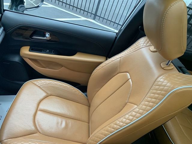 Used 2023 Chrysler Pacifica Pinnacle FWD image 31