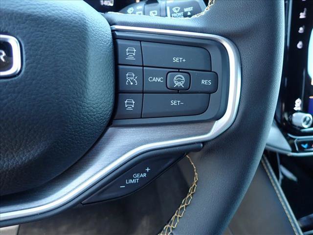 New 2026 Jeep Grand Wagoneer 4WD image 17