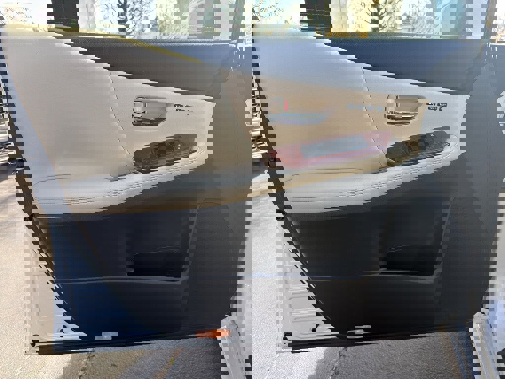 Used 2010 Lexus HS 250h Premium image 17