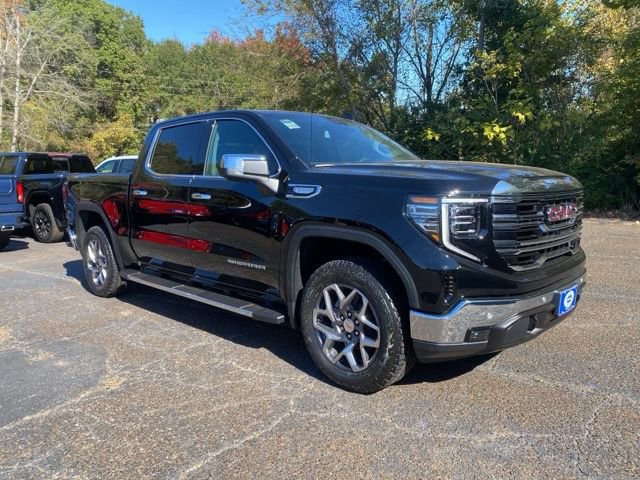 New 2026 GMC Sierra 1500 SLT image 1