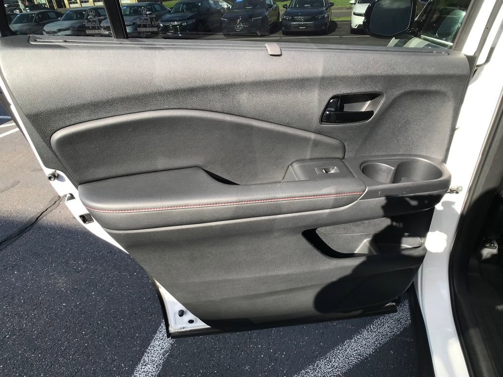Certified 2024 Honda Passport Black Edition image 26