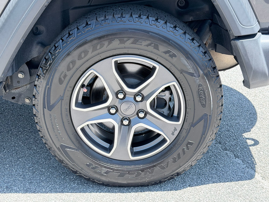 Used 2020 Jeep Wrangler Sport AWD/4WD image 29
