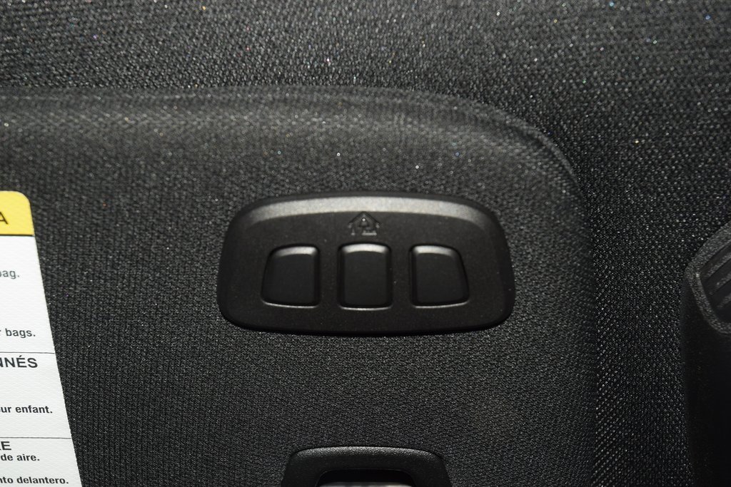 Used 2022 Ford Mustang Shelby GT500 w/ Technology Package image 48