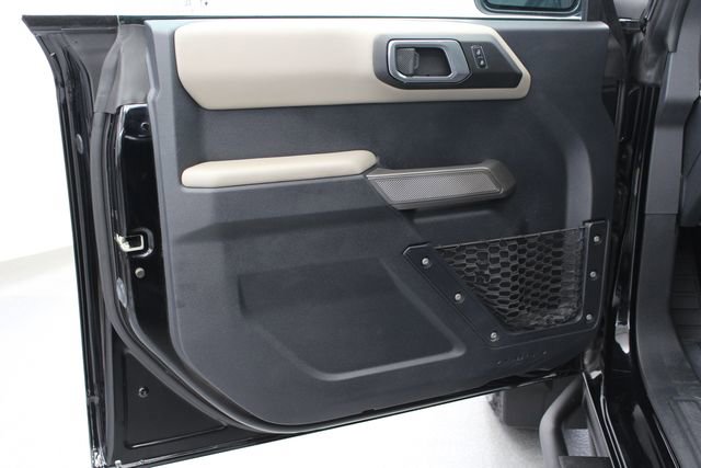 Used 2023 Ford Bronco Wildtrak image 15