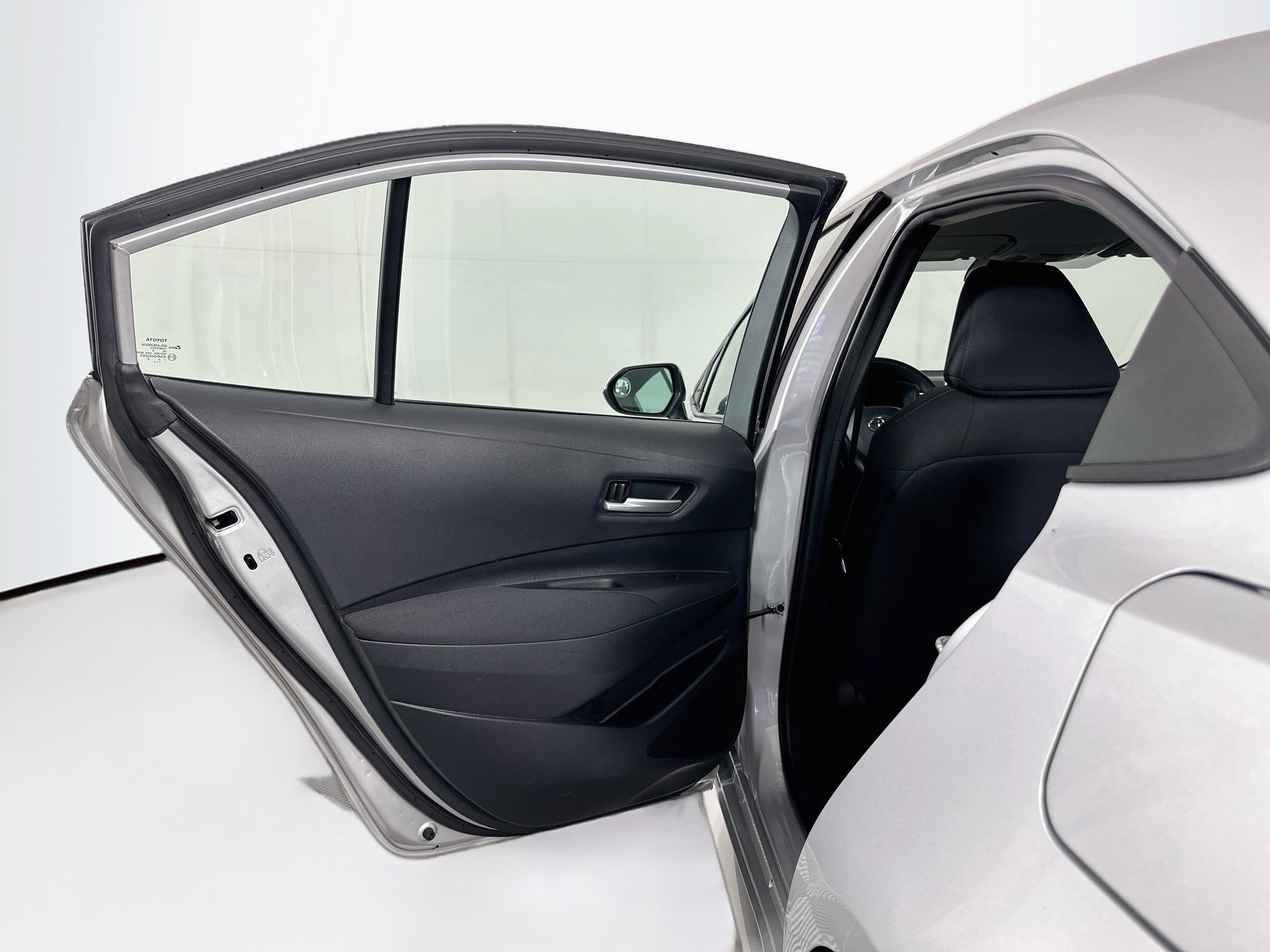 Used 2021 Toyota Corolla LE FWD image 24