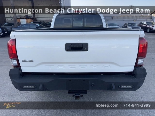 Used 2020 Toyota Tacoma SR image 6