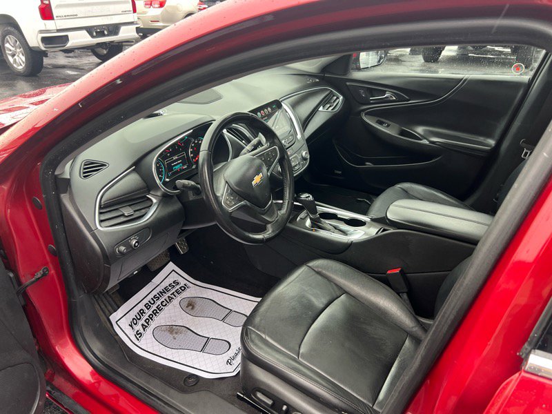 Used 2016 Chevrolet Malibu LT image 15