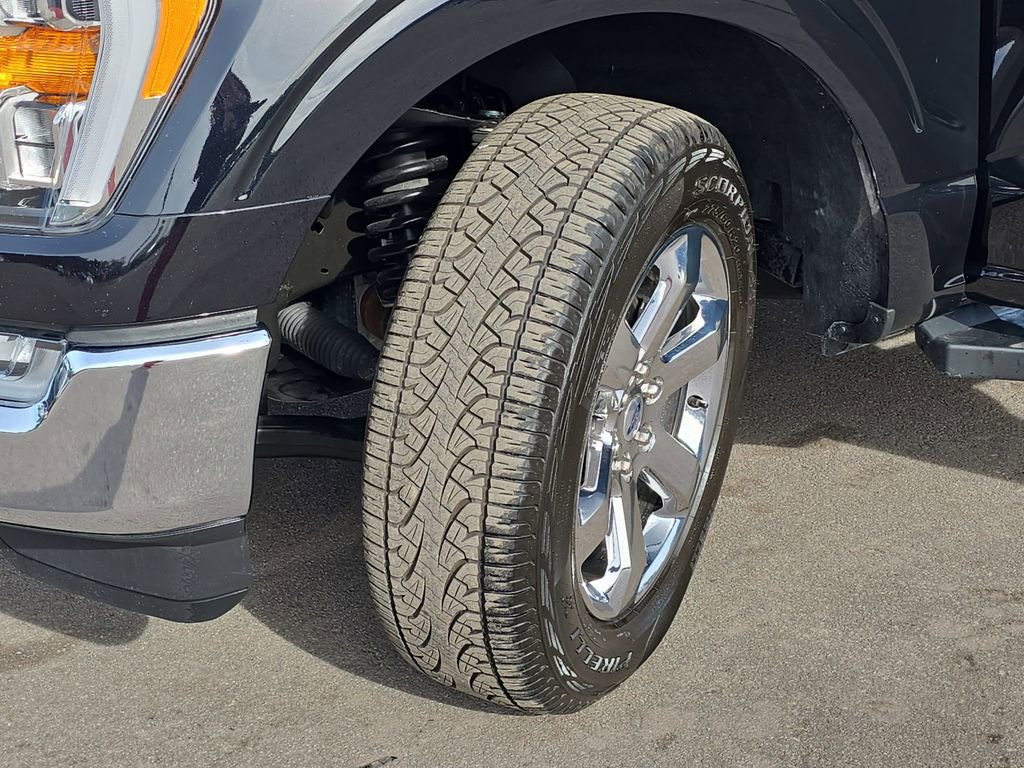 Used 2023 Ford F150 Lariat w/ Max Trailer Tow Package image 32