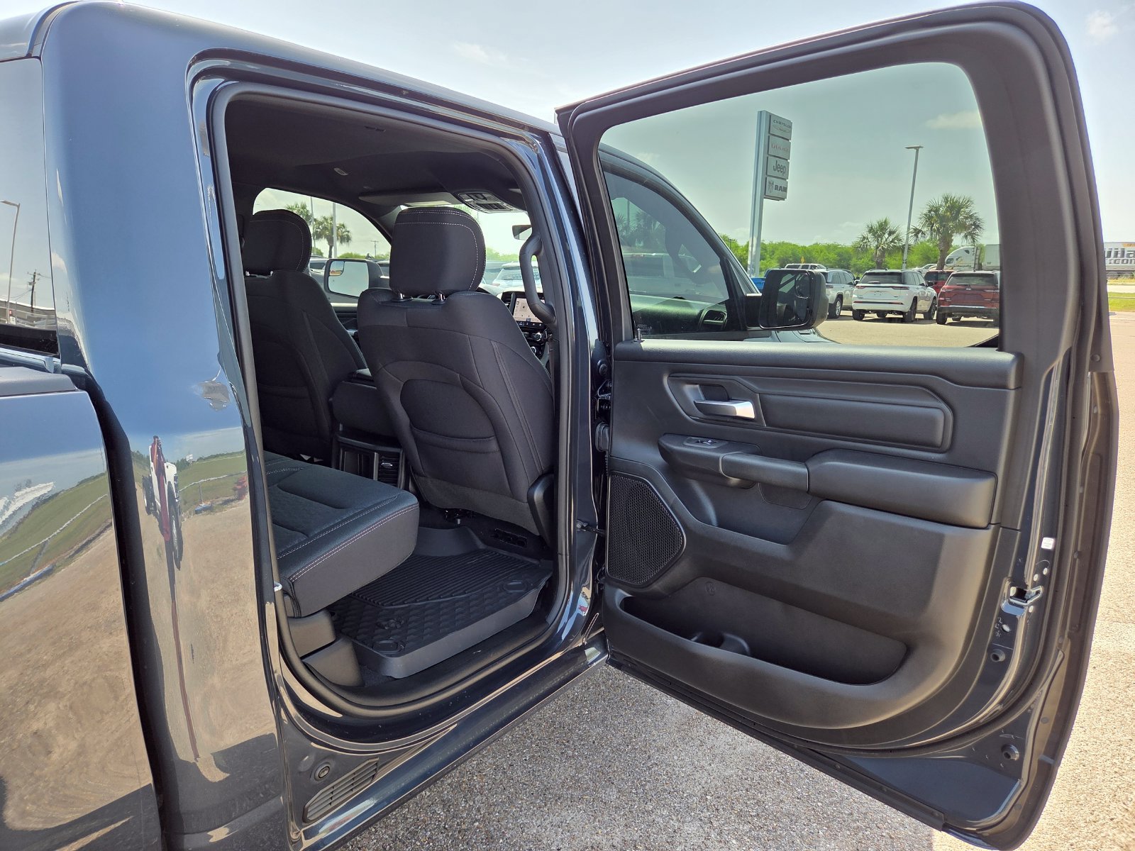 New 2026 RAM 1500 Warlock AWD/4WD image 16