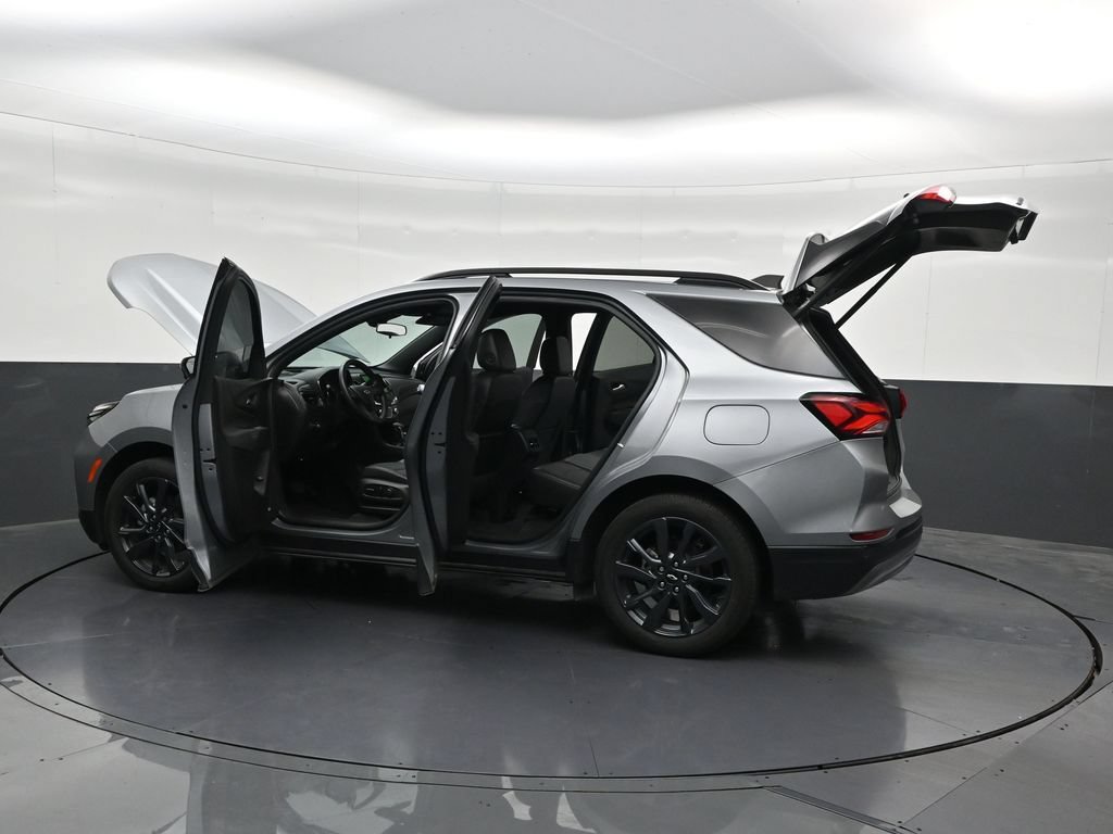 Used 2024 Chevrolet Equinox RS w/ RS Leather Package FWD image 34