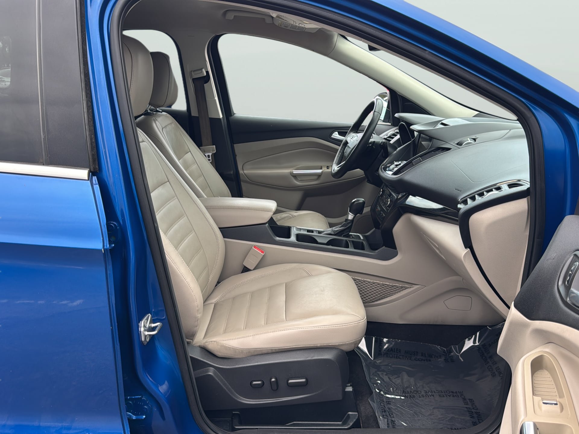 Used 2017 Ford Escape Titanium AWD/4WD image 17