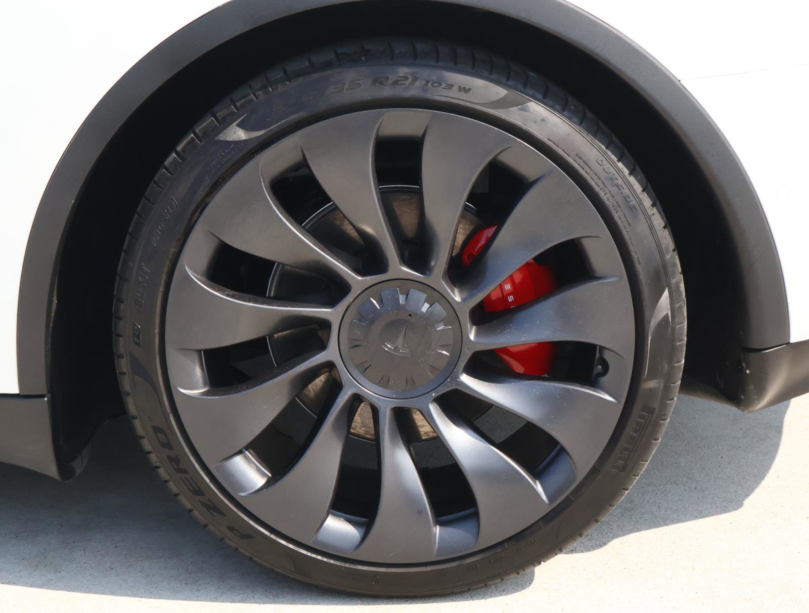 Used 2022 Tesla Model Y Performance AWD/4WD image 8