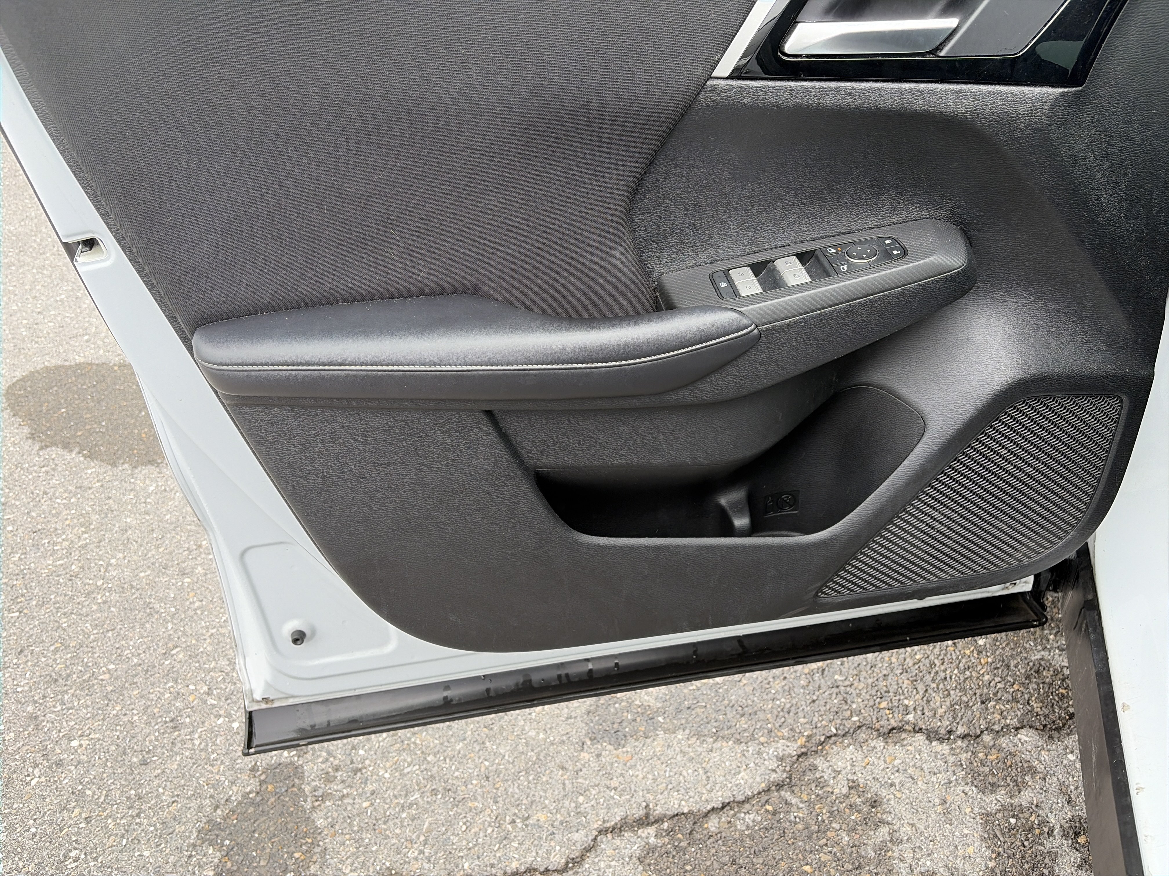 Used 2022 Mitsubishi Outlander ES AWD/4WD image 17