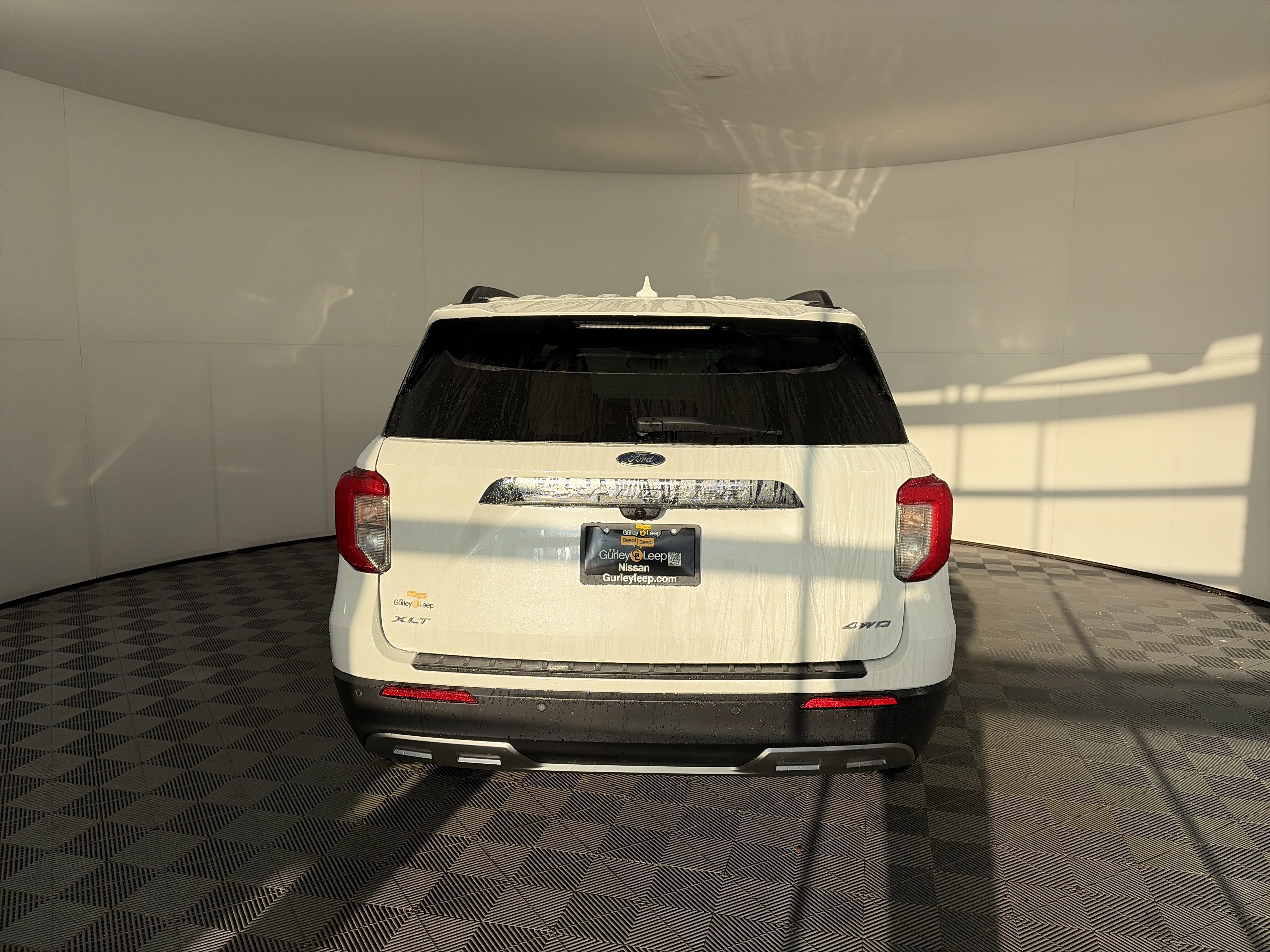 Used 2023 Ford Explorer XLT w/ Equipment Group 202A AWD/4WD image 10