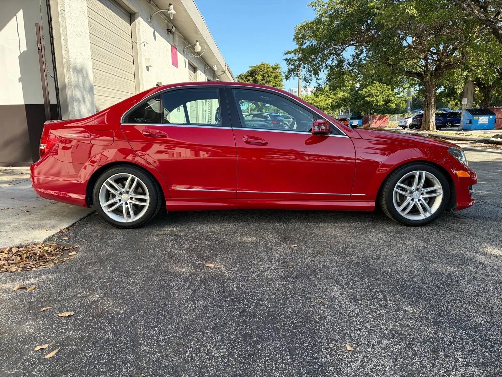 Used 2013 Mercedes-Benz C 250 Sedan w/ Multimedia Pkg image 8