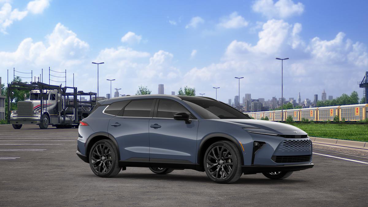 New 2025 Toyota Crown Signia w/ Advanced Technology Package image 33