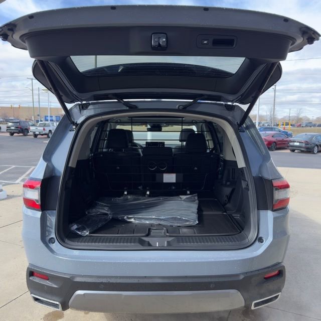 New 2026 Honda Pilot Touring image 13