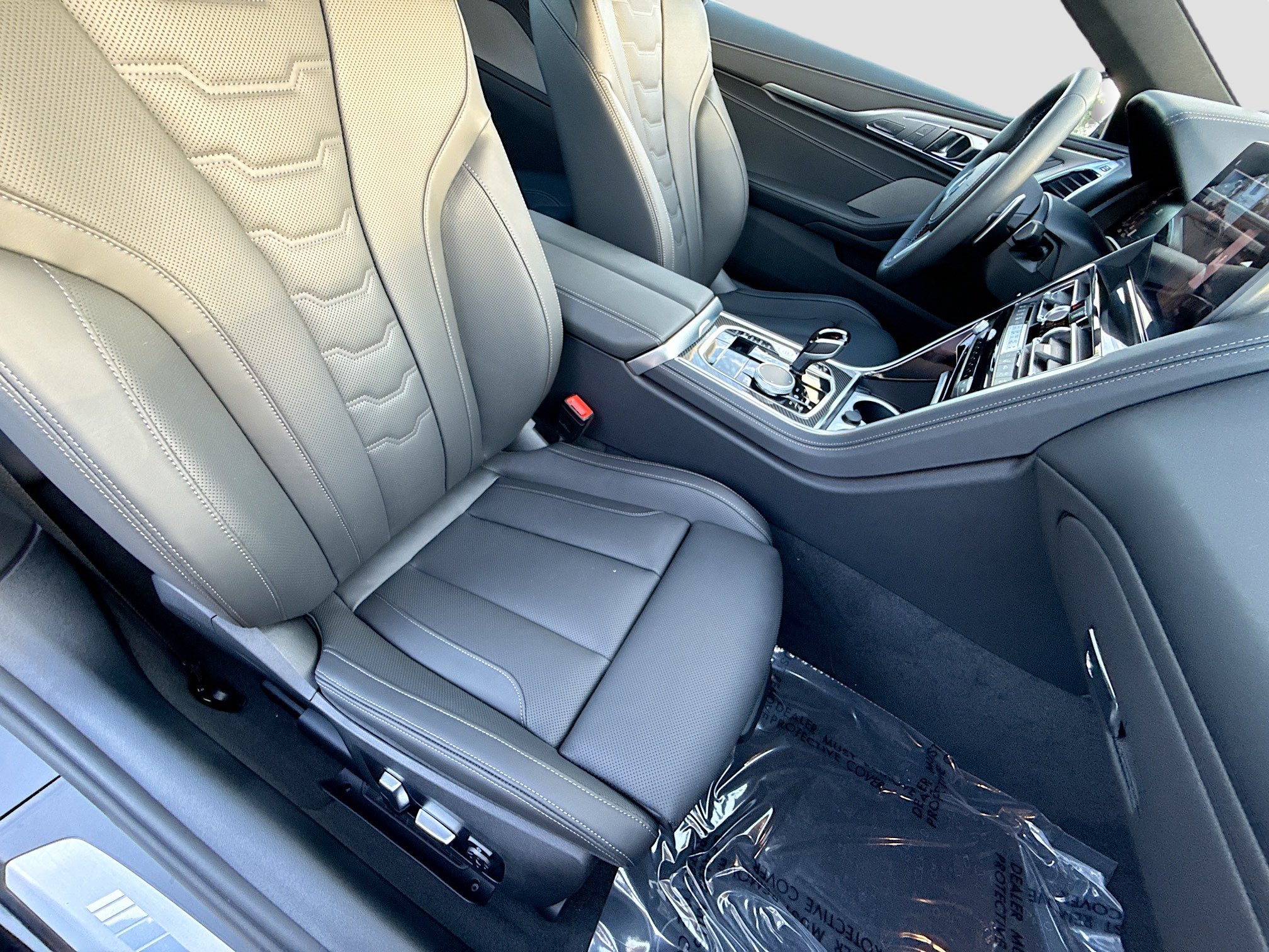 New 2026 BMW M850i xDrive Coupe w/ Driving Assistance Package image 15