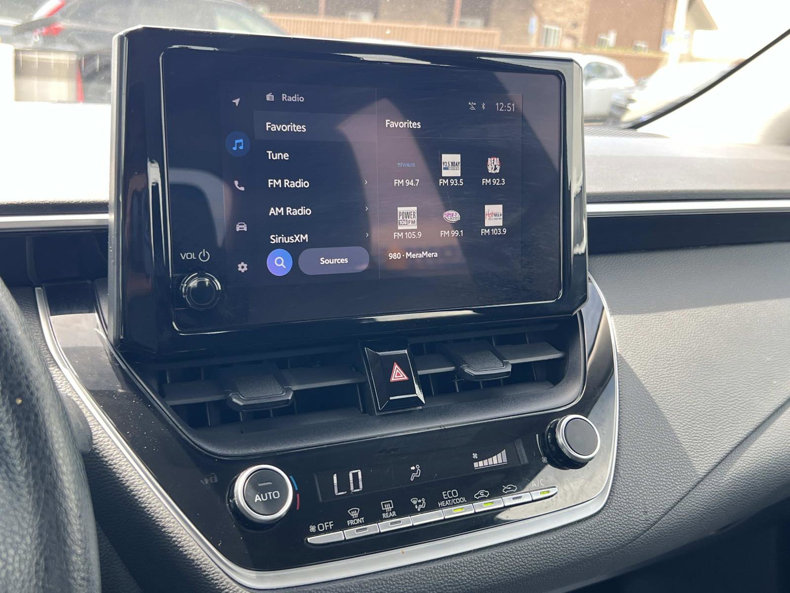 Used 2023 Toyota Corolla LE image 12